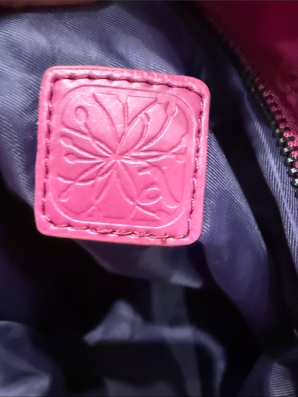 Apana Quilted Raspberry Tote with Adjustable Strap - Picture 11 of 12
